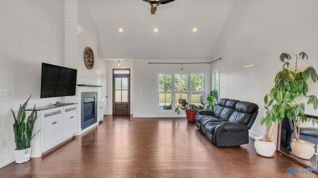 26856 Pepper Road, Athens, AL 35613