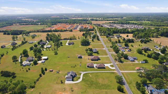 26856 Pepper Road, Athens, AL 35613