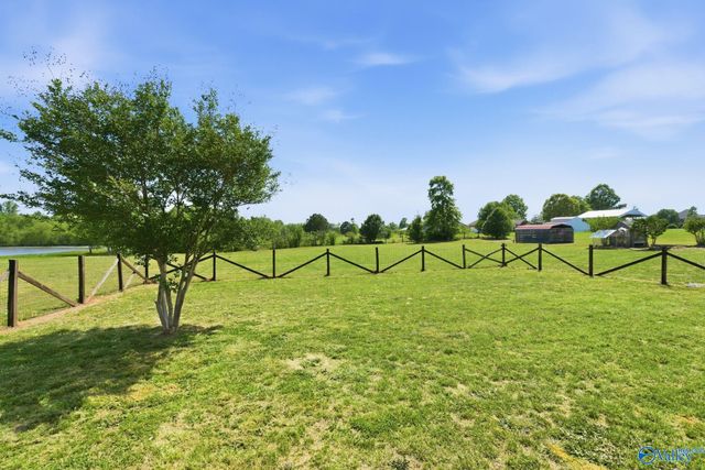 26856 Pepper Road, Athens, AL 35613