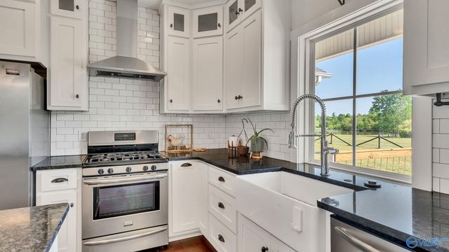 26856 Pepper Road, Athens, AL 35613