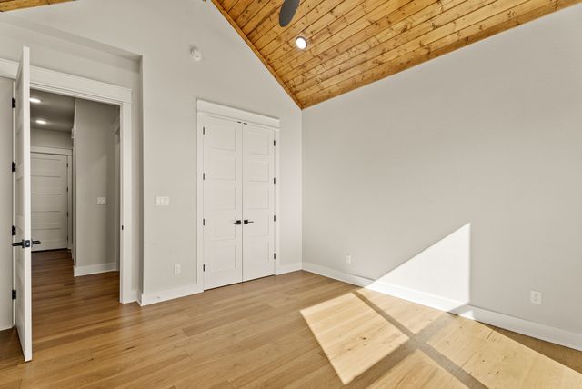 22405 Blue Water, Chandler, TX 75758