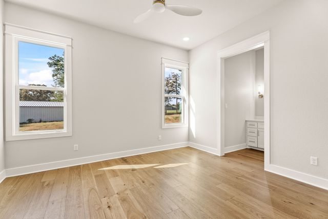 22405 Blue Water, Chandler, TX 75758