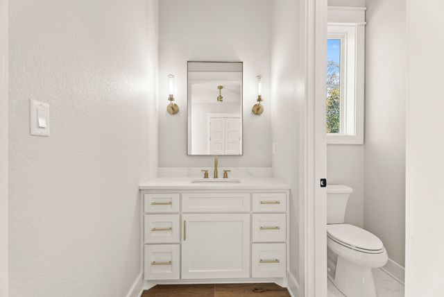 22405 Blue Water, Chandler, TX 75758