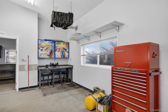 99 Dusinberre Road, Gardiner, NY 12525