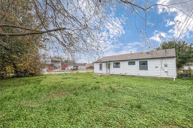 9302 Fairland Drive, Houston, TX 77051