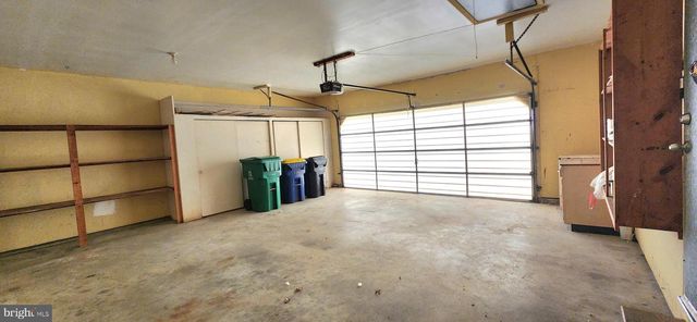 30 TISCHER DR, Dover, DE 19901