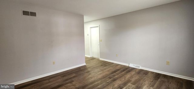 30 TISCHER DR, Dover, DE 19901