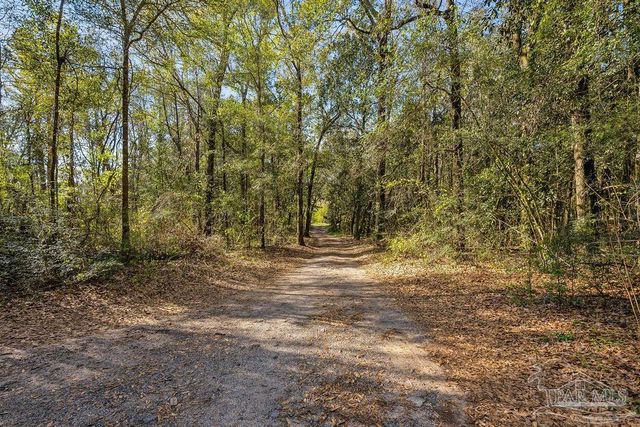 1998 Sid Hayes Rd, Jay, FL 32565