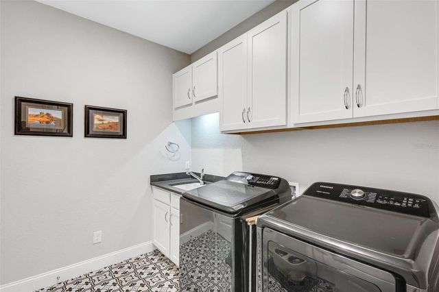 617 MISTIFLOWER CIRCLE, Nokomis, FL 34275