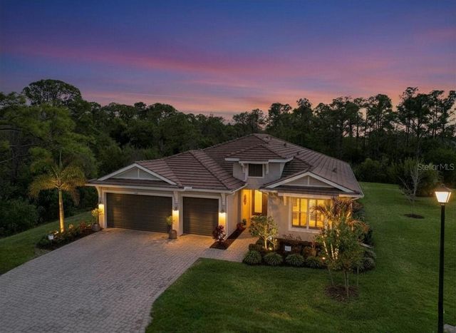 617 MISTIFLOWER CIRCLE, Nokomis, FL 34275