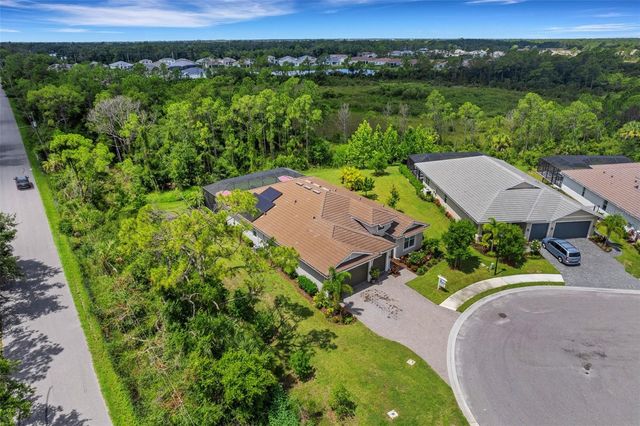 617 MISTIFLOWER CIRCLE, Nokomis, FL 34275