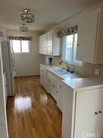 523 Avenue G, Redondo Beach, CA 90277