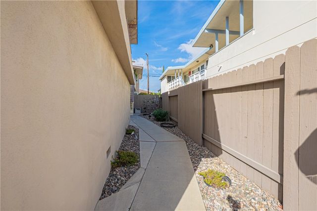 523 Avenue G, Redondo Beach, CA 90277