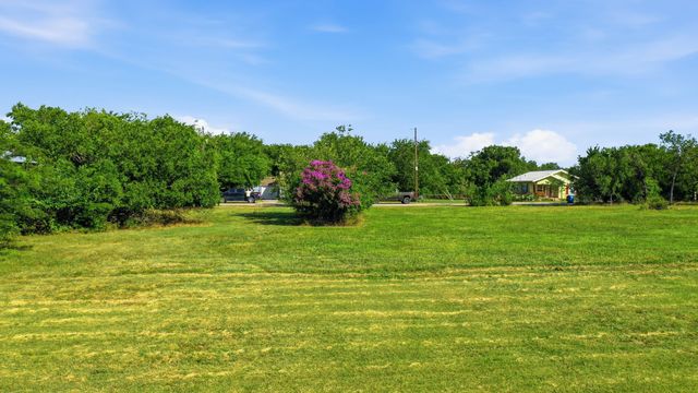 315 E Fm 1187, Aledo, TX 76008