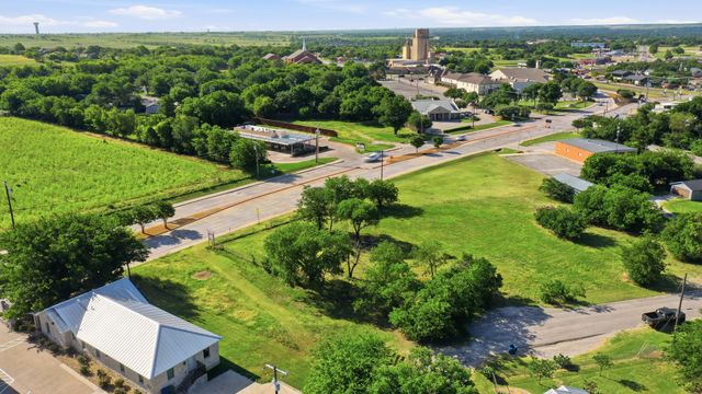 315 E Fm 1187, Aledo, TX 76008