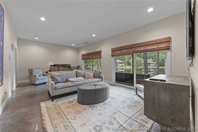 135 Lake Forest Drive SW, Pinehurst, NC 28374