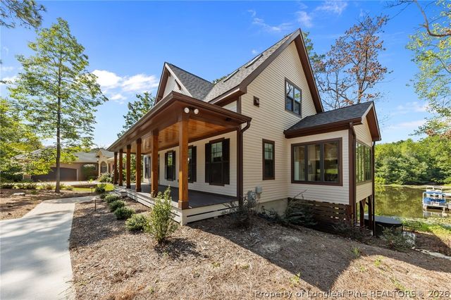 135 Lake Forest Drive SW, Pinehurst, NC 28374