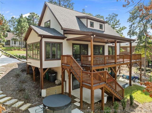 135 Lake Forest Drive SW, Pinehurst, NC 28374
