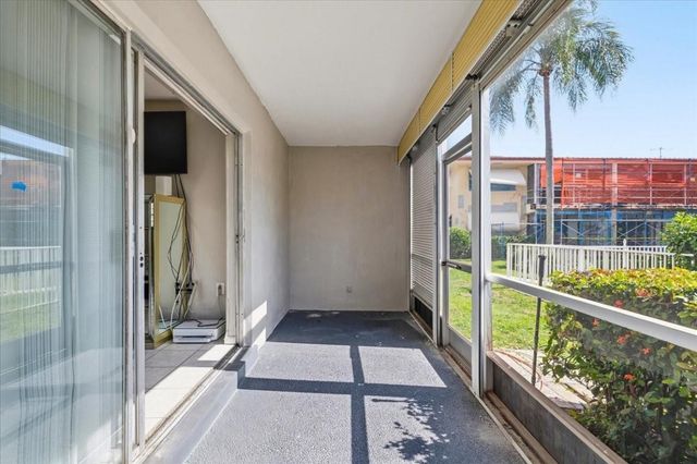 2200 NE 36th Street 5, Lighthouse Point, FL 33064