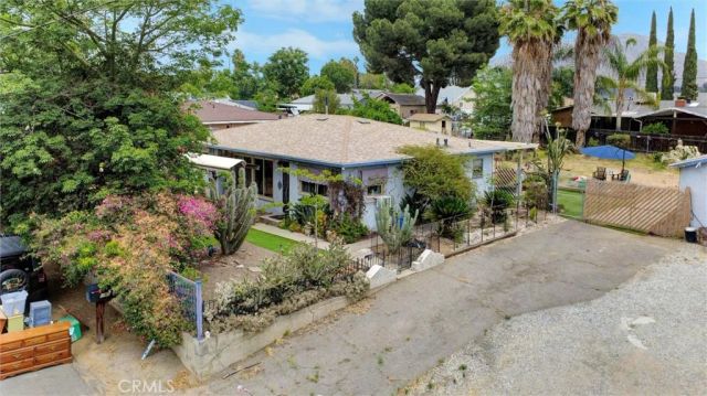 596 Transit, Riverside, CA 92507