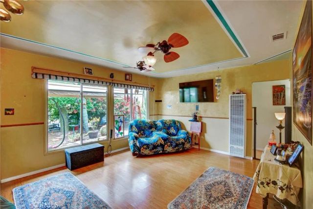 596 Transit, Riverside, CA 92507