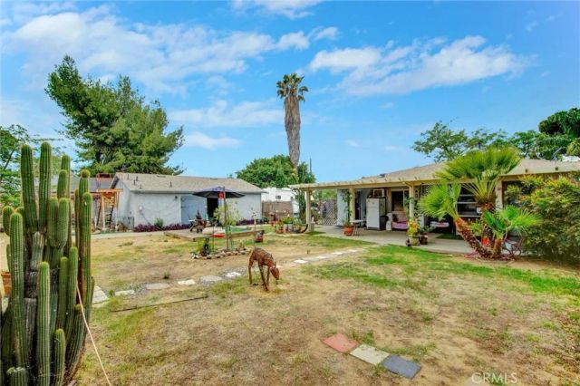 596 Transit, Riverside, CA 92507