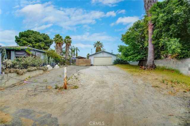 596 Transit, Riverside, CA 92507