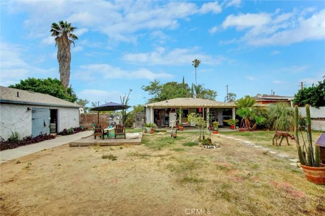 596 Transit, Riverside, CA 92507