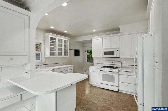 749 Liberty St SE, Salem, OR 97301