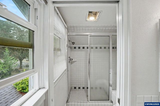 749 Liberty St SE, Salem, OR 97301