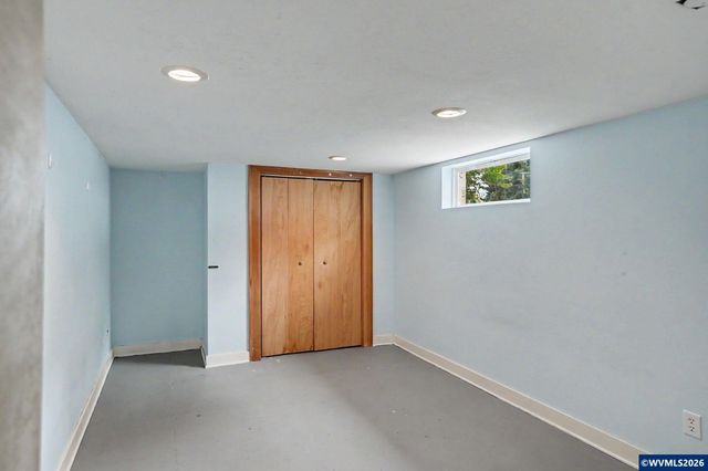 749 Liberty St SE, Salem, OR 97301