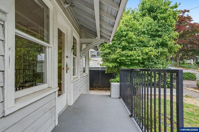 749 Liberty St SE, Salem, OR 97301