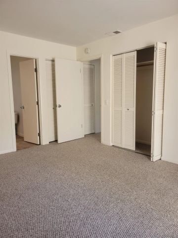 5681 Desert View Drive, La Jolla, CA 92037