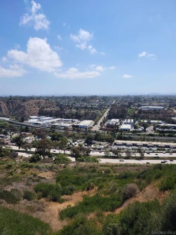 5681 Desert View Drive, La Jolla, CA 92037