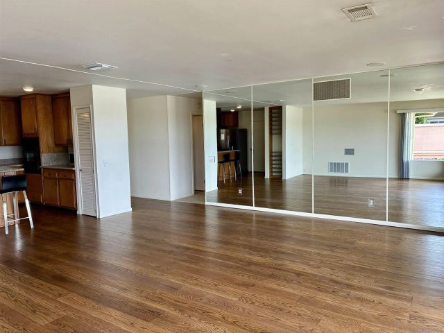 5681 Desert View Drive, La Jolla, CA 92037