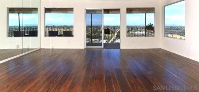 5681 Desert View Drive, La Jolla, CA 92037