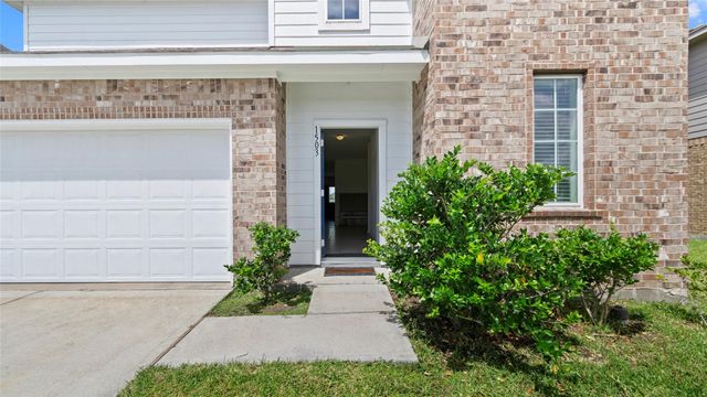 1503 Barras Street, Alvin, TX 77511