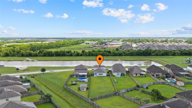 1503 Barras Street, Alvin, TX 77511