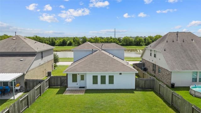 1503 Barras Street, Alvin, TX 77511