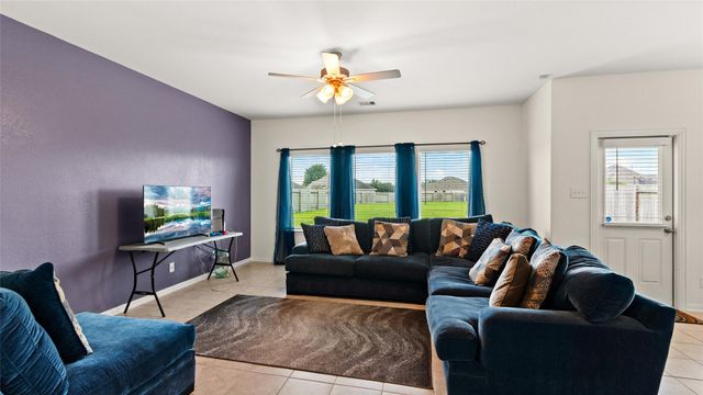 1503 Barras Street, Alvin, TX 77511