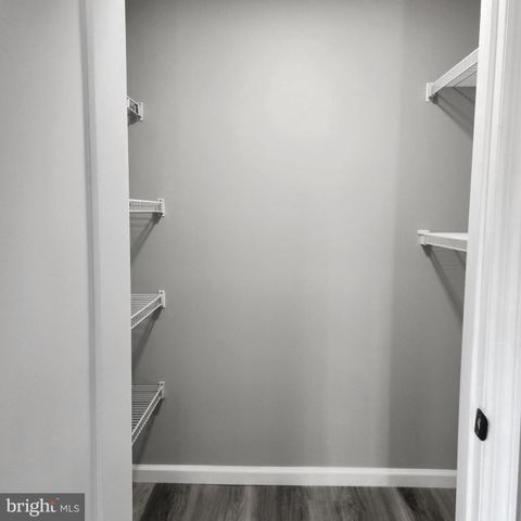 16 PICKWICK PL, Sewell, NJ 08080