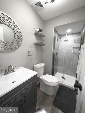 16 PICKWICK PL, Sewell, NJ 08080