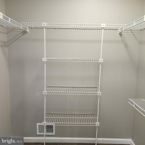 16 PICKWICK PL, Sewell, NJ 08080