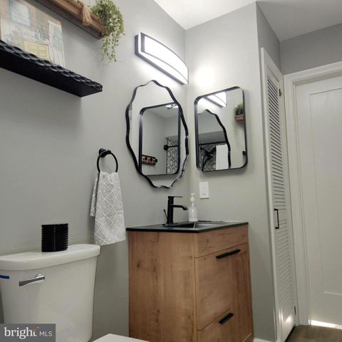 16 PICKWICK PL, Sewell, NJ 08080