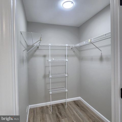 16 PICKWICK PL, Sewell, NJ 08080