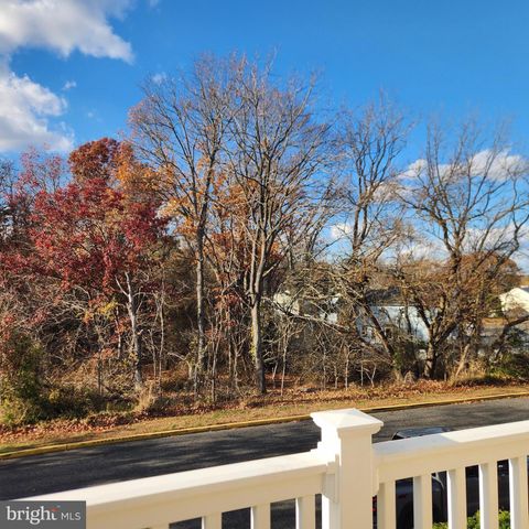 16 PICKWICK PL, Sewell, NJ 08080