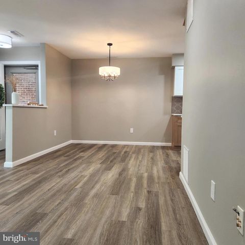 16 PICKWICK PL, Sewell, NJ 08080