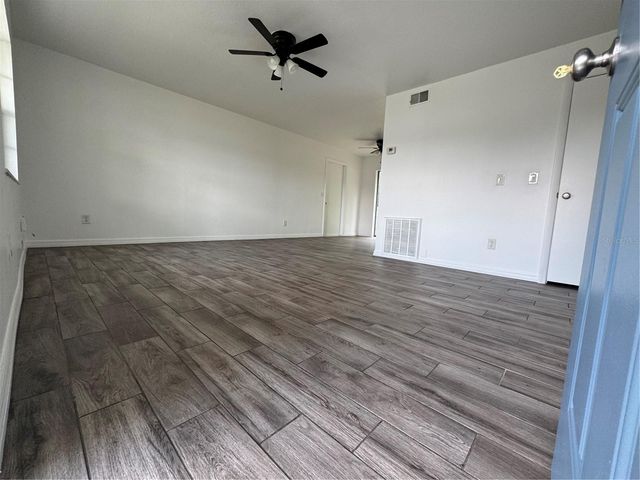 5738 CARDINAL GUARD AVENUE, Orlando, FL 32839