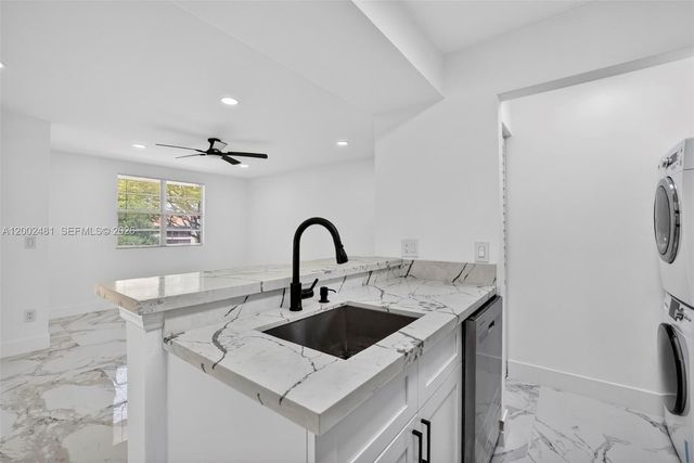 1227 SW 46th Ave 314, Pompano Beach, FL 33069