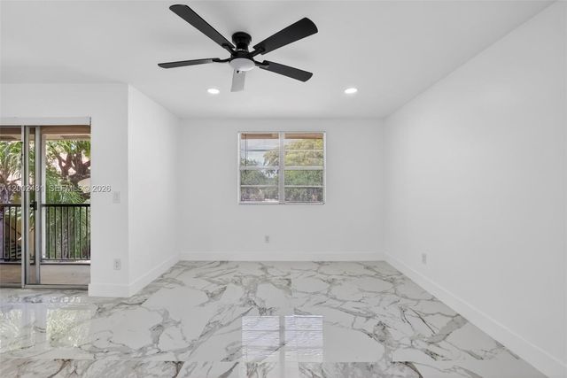 1227 SW 46th Ave 314, Pompano Beach, FL 33069